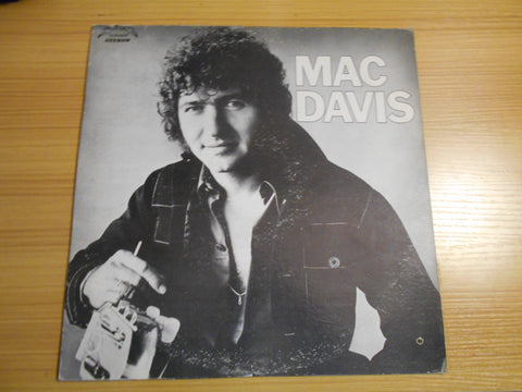 Mac Davis Sings